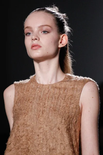 Look 33